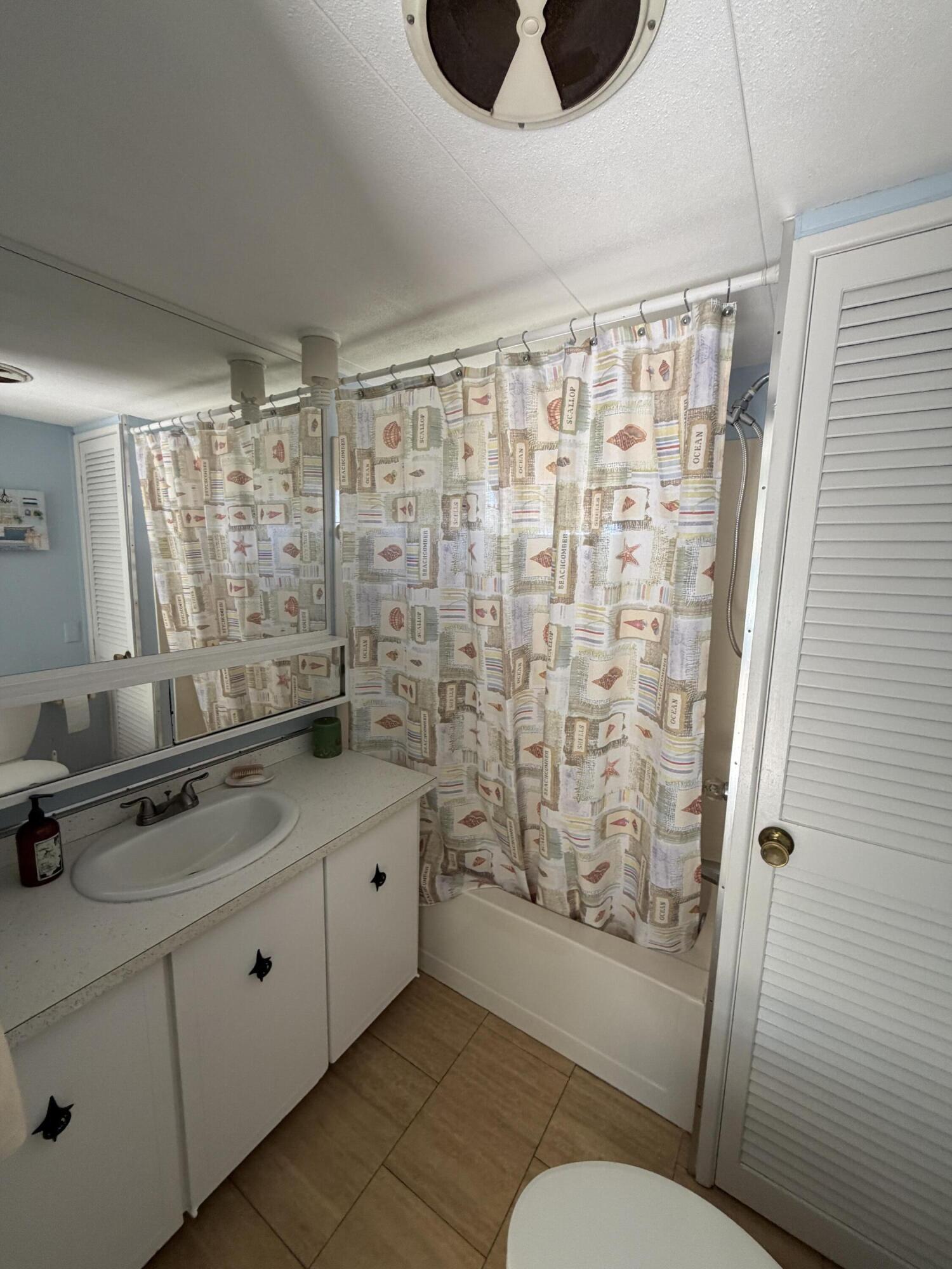 FIRST ADDITION OF PINE RIDGE PARK - Residential