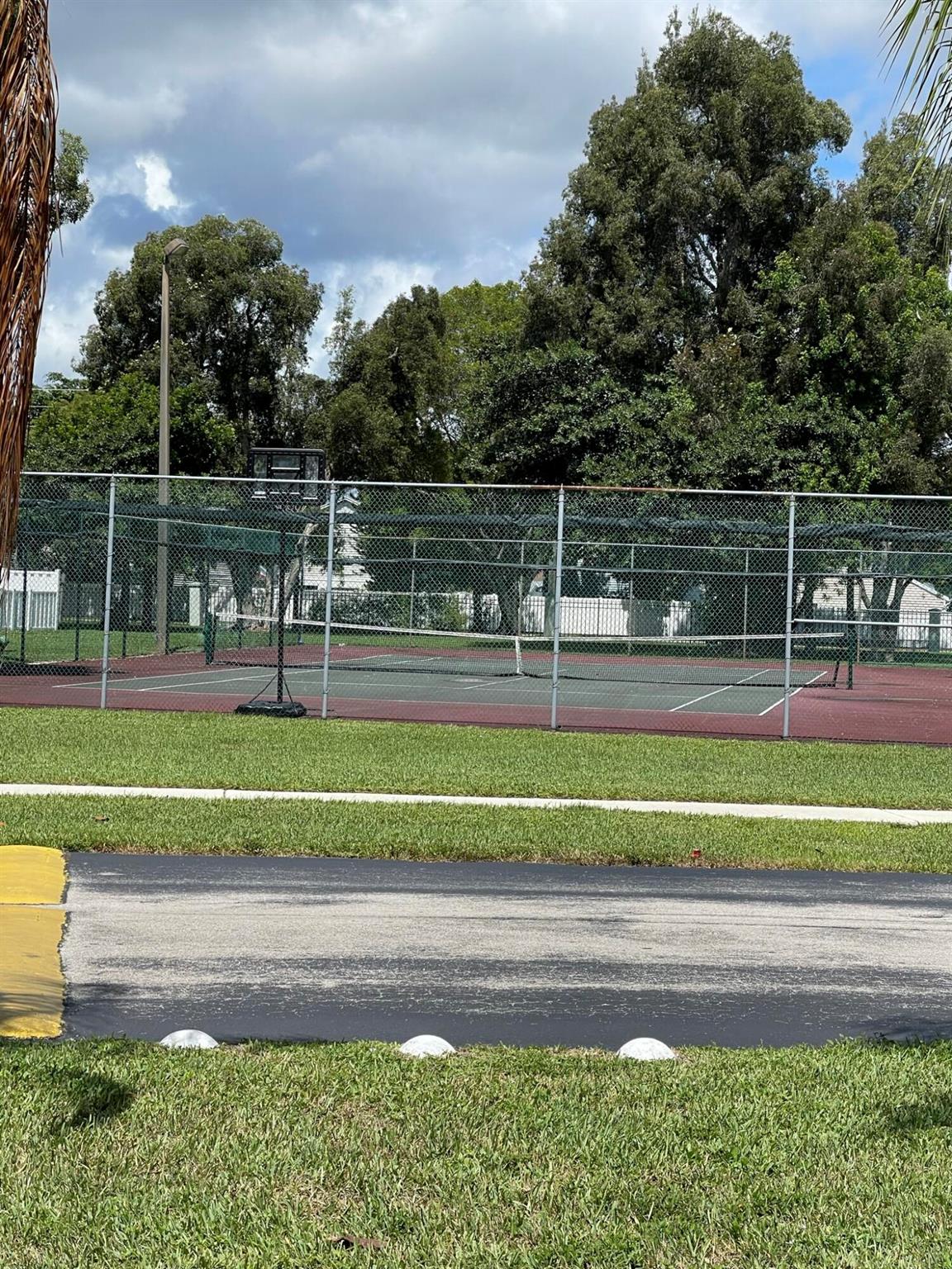 PALM CLUB WEST VILLAGE 1 - Residential