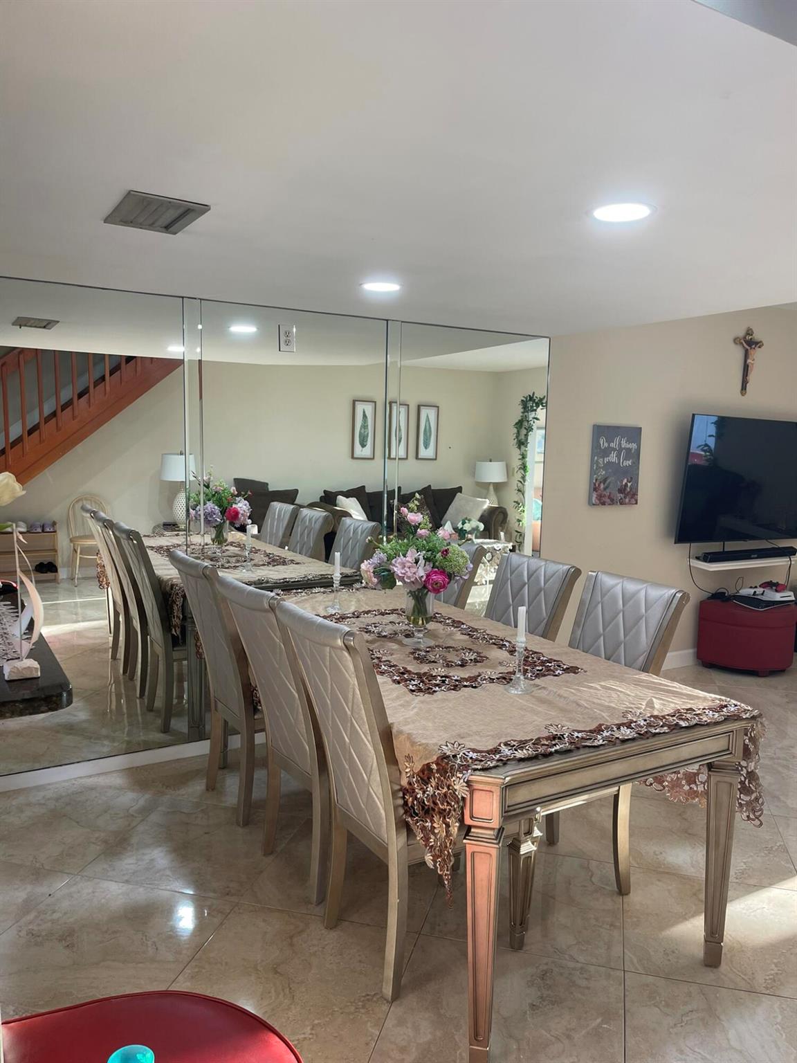 PALM CLUB WEST VILLAGE 1 - Residential