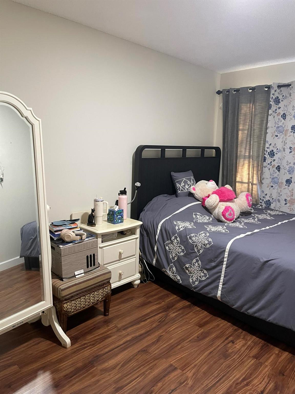 PALM CLUB WEST VILLAGE 1 - Residential