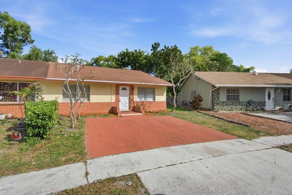 Photo of 4955 Saratoga Road, West Palm Beach, FL 33415 (MLS # R11143458)