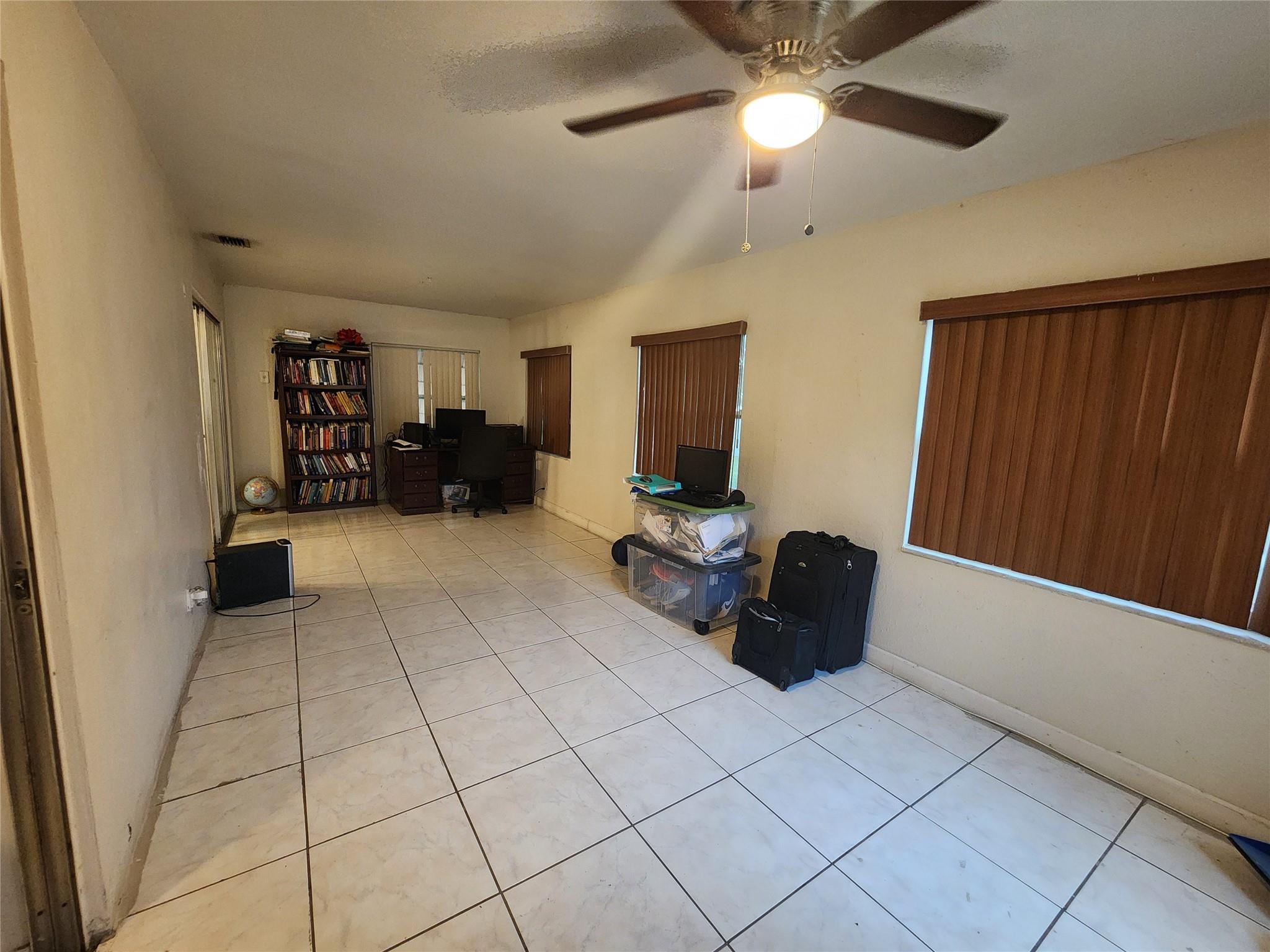 Mainlands Of Tamarac Lake - Residential