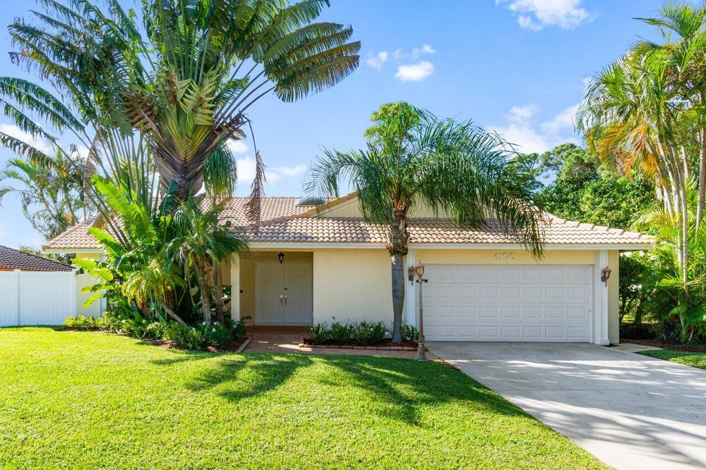 Photo of 4100 NW 7th Court, Delray Beach, FL 33445 (MLS # R11036822)