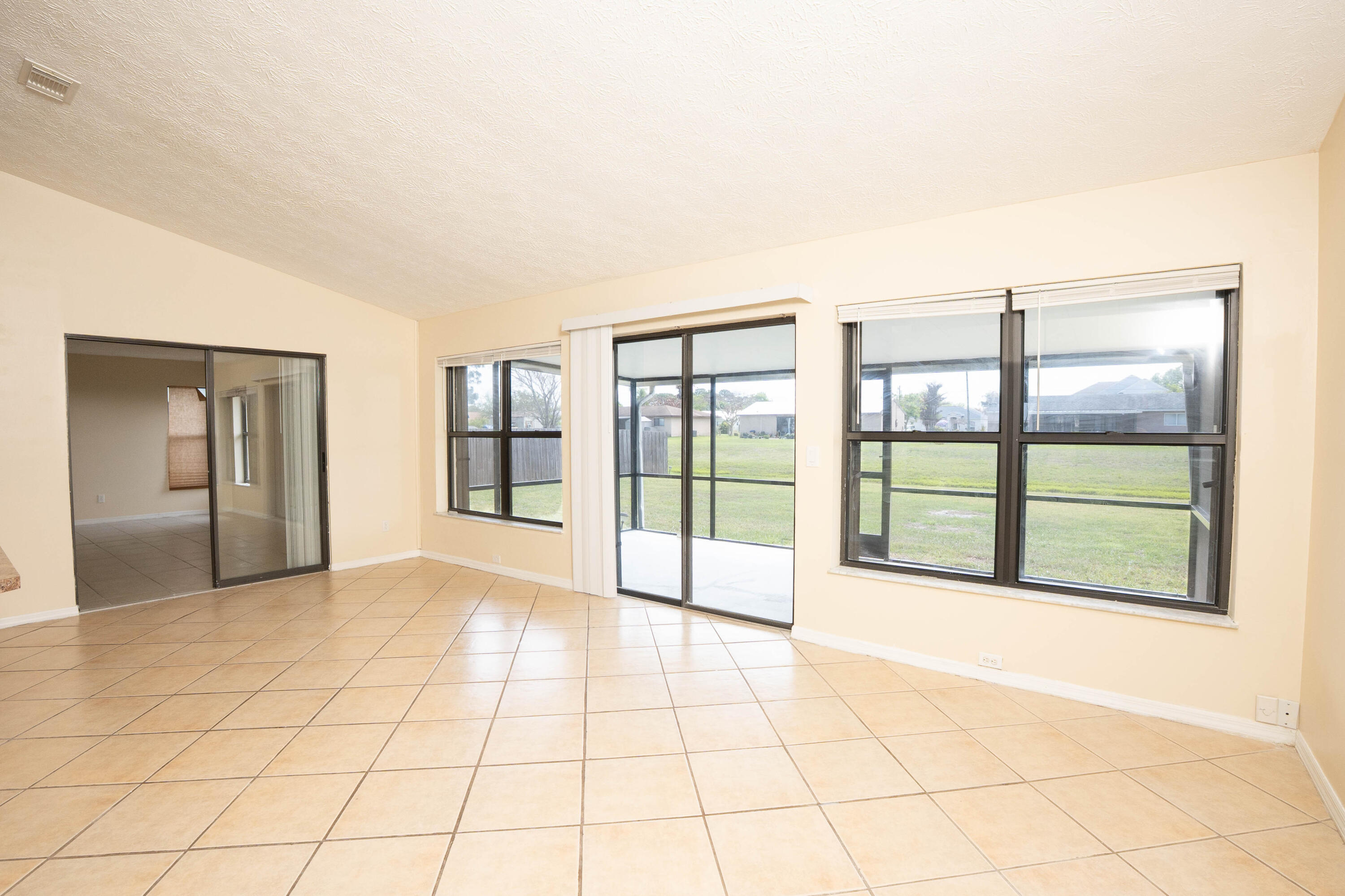 PORT ST LUCIE SECTION 30 - Residential