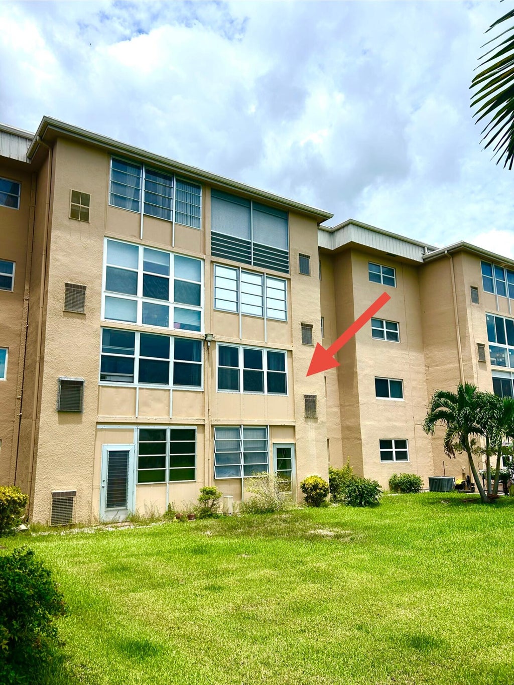 Photo of 2600 NE 1st Lane #205, Boynton Beach, FL 33435 (MLS # R11124035)