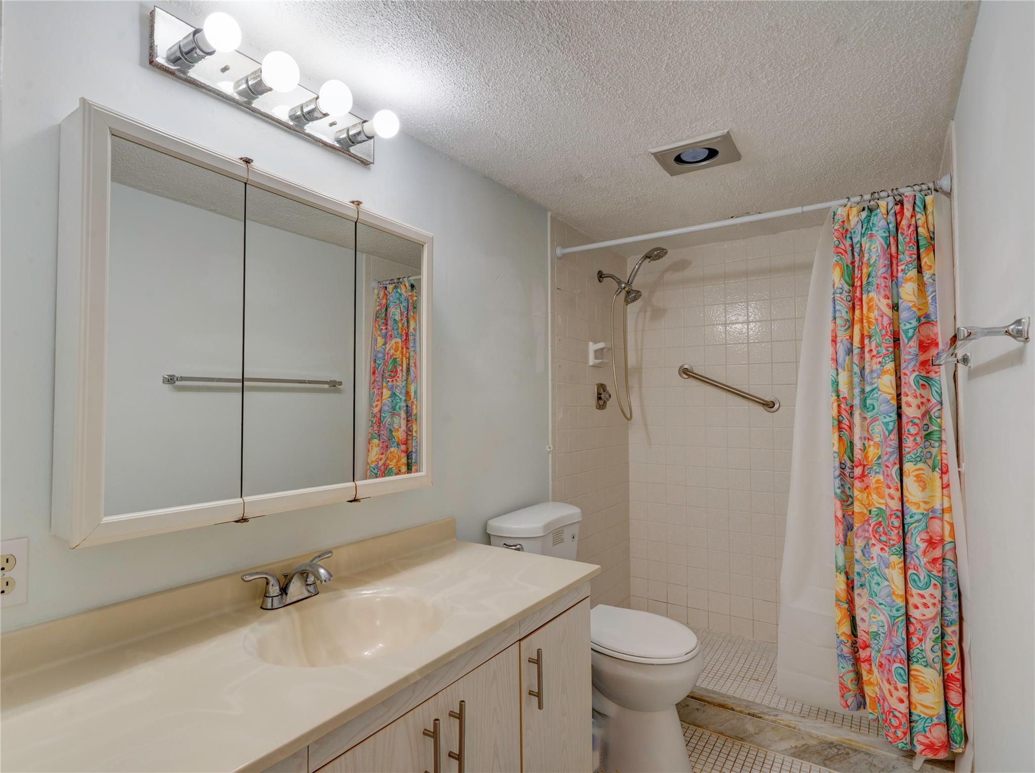 Portofino Village Ii-B Co - Residential Lease