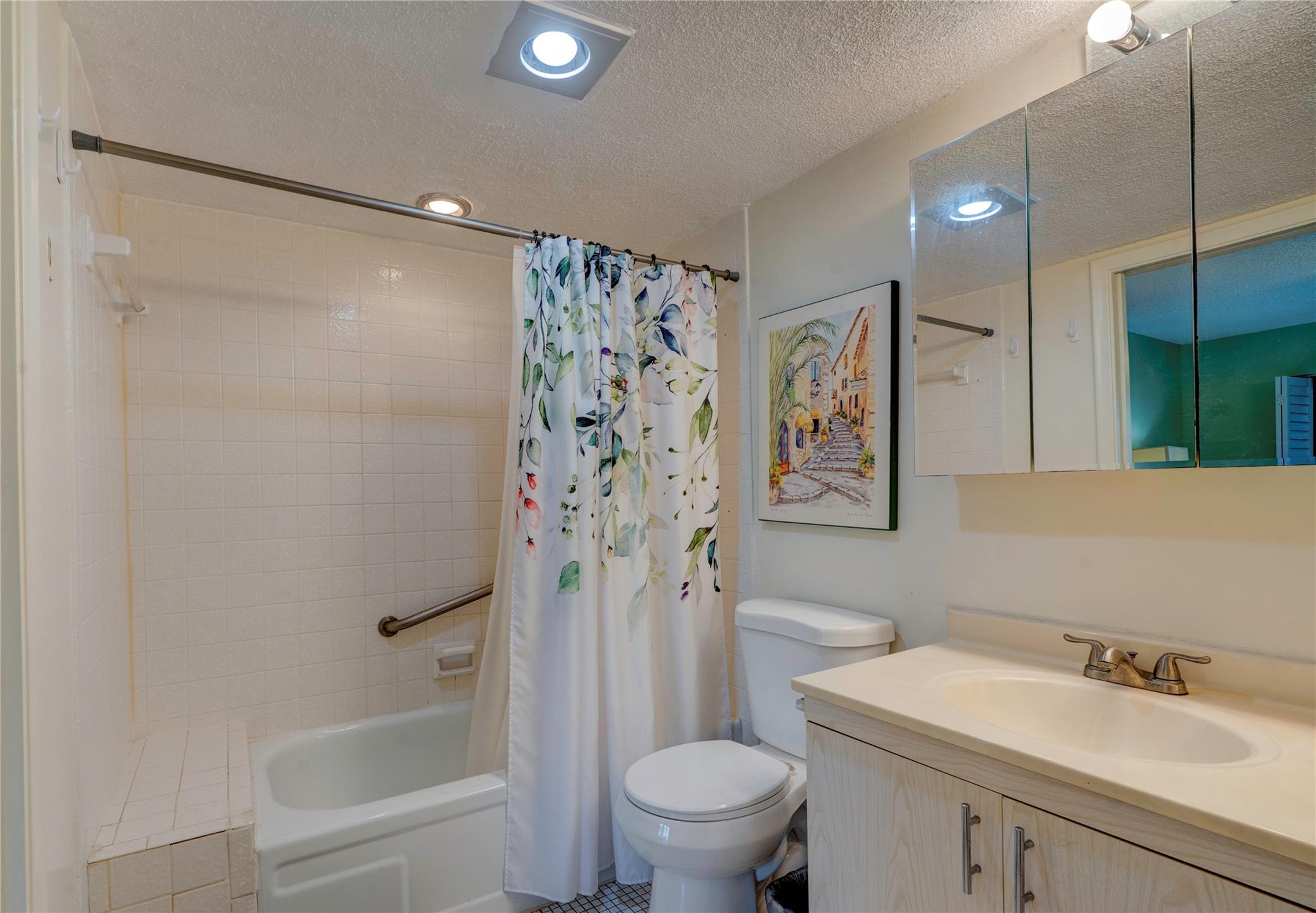 Portofino Village Ii-B Co - Residential Lease