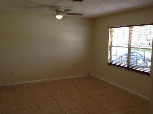 TROPICAL COUNTRY ESTATES - Residential