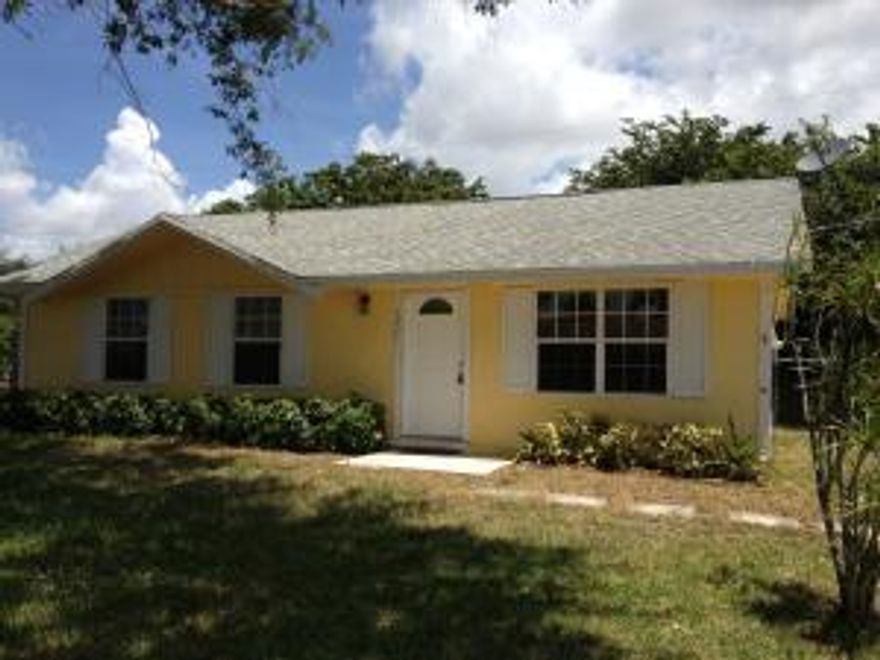 Cute 3 bedroom, 1 and 1/2 bath home in a great neighborhood. Corner lot with fenced back yard, new carpet and A/C in 2016. Convenient location near schools, shopping and the FL turnpike. NO HOA.