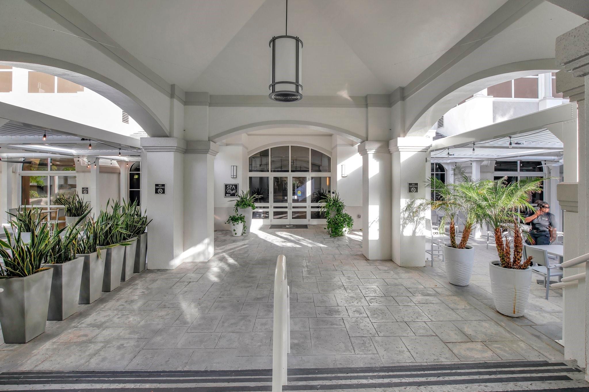 THE POINT - NORTH TOWER - Residential