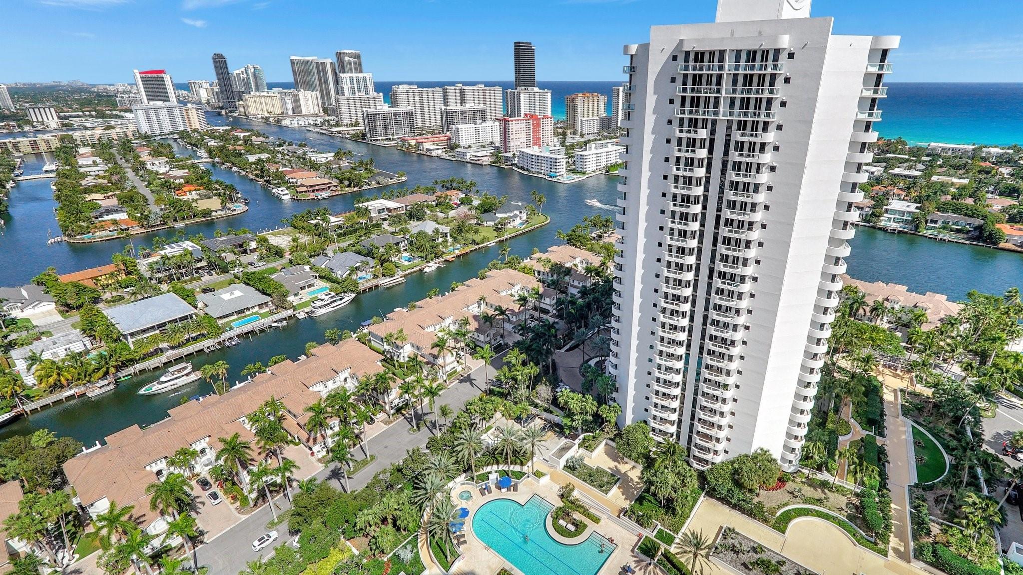 THE POINT - NORTH TOWER - Residential