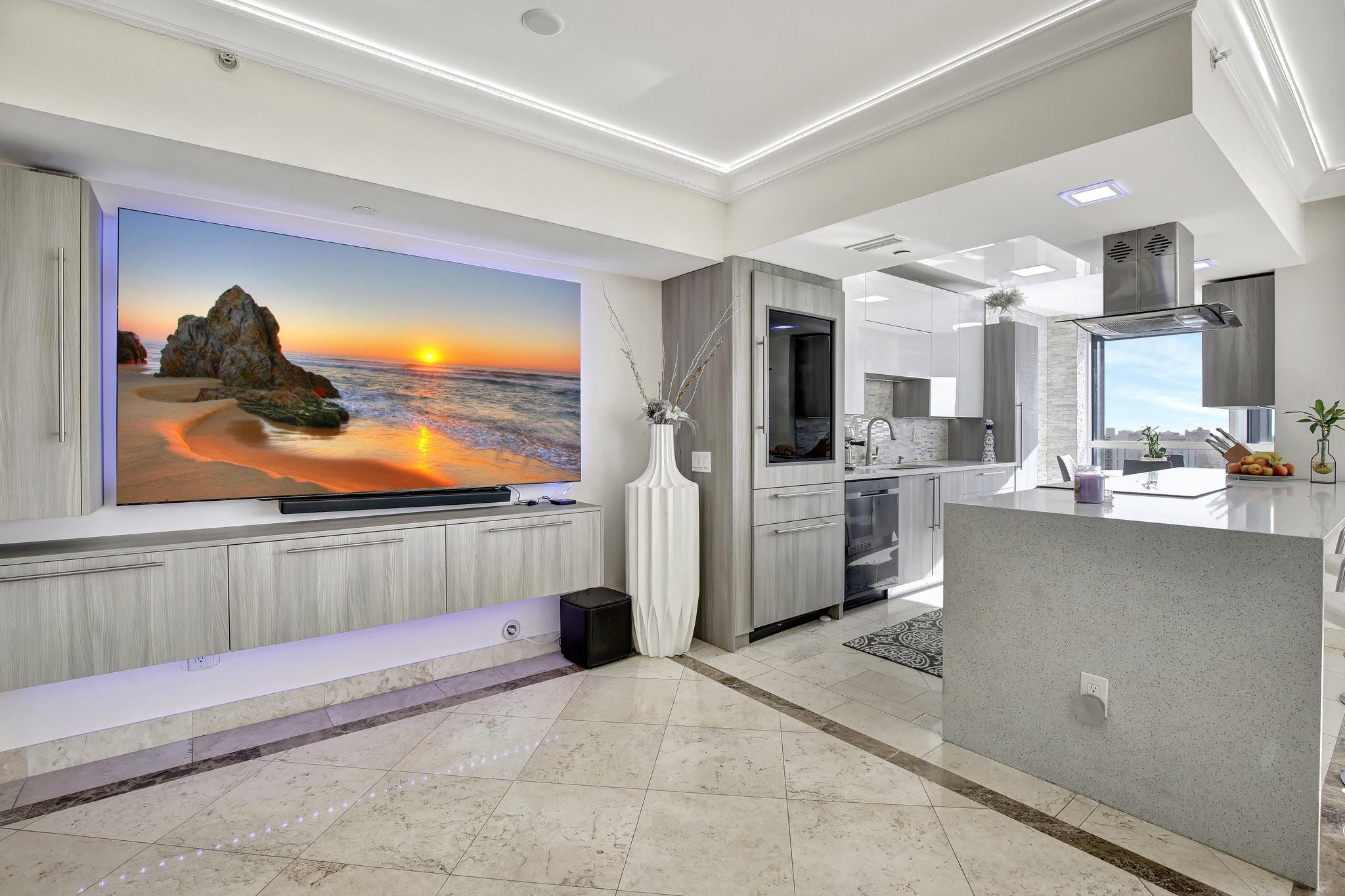 THE POINT - NORTH TOWER - Residential