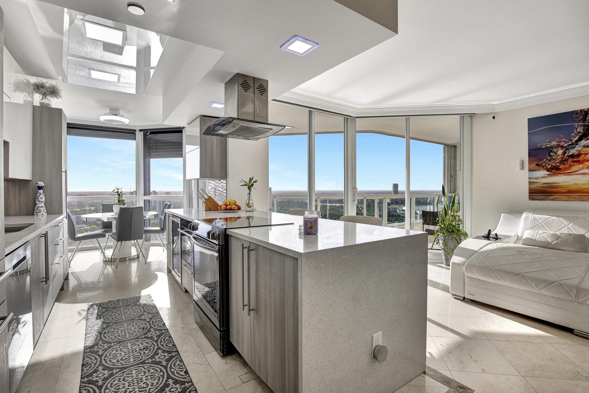 THE POINT - NORTH TOWER - Residential