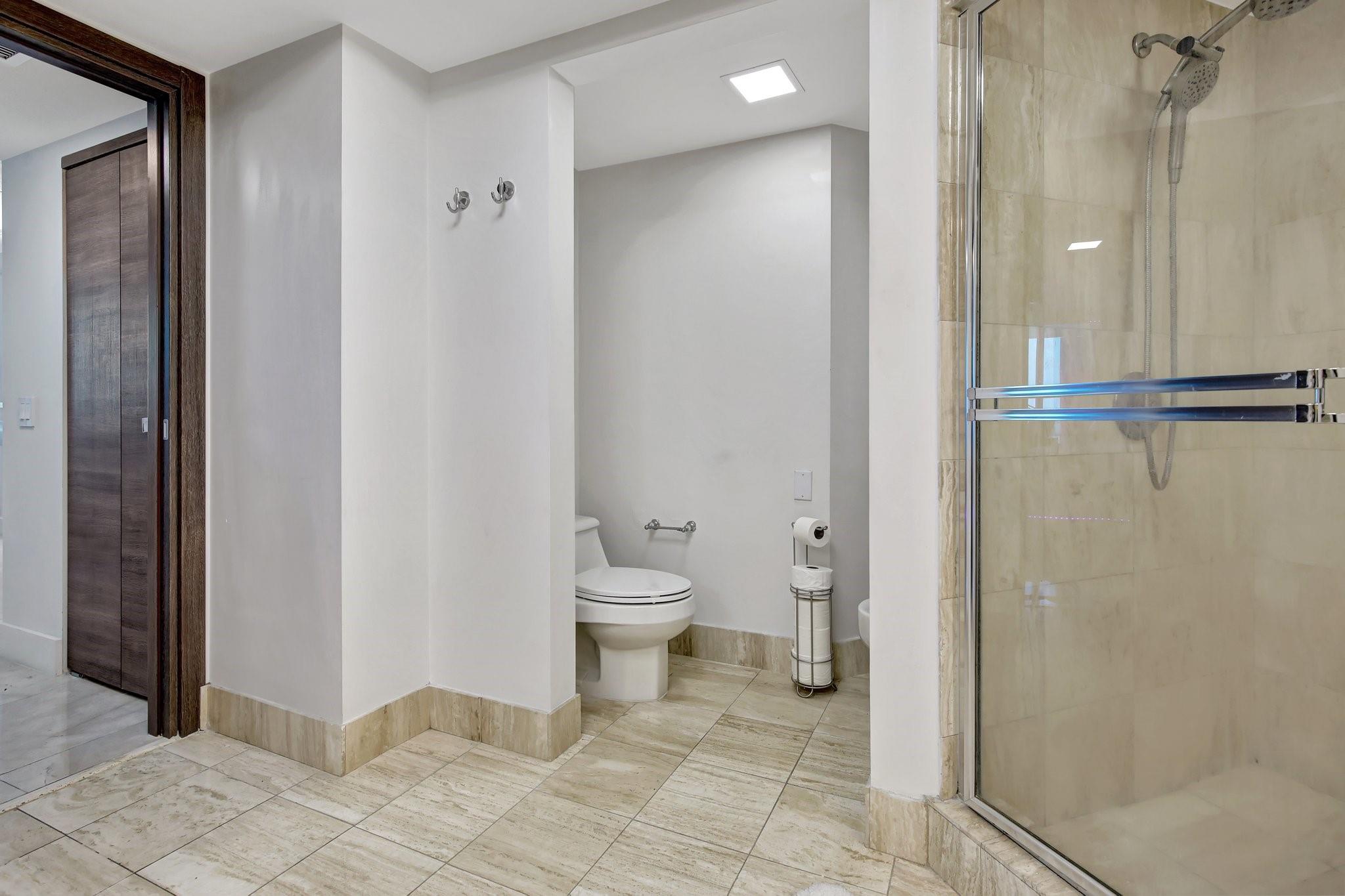 THE POINT - NORTH TOWER - Residential