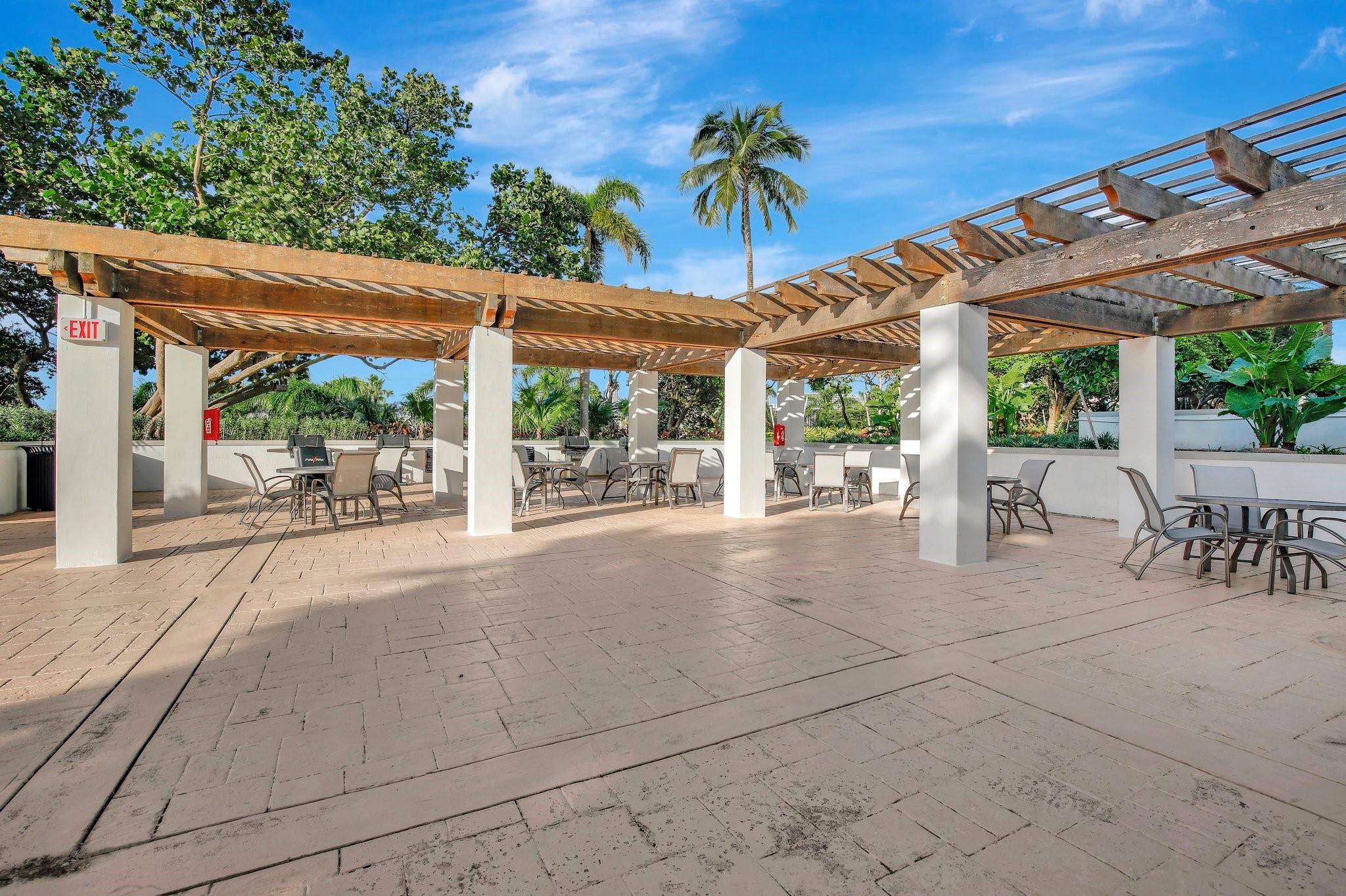 THE POINT - NORTH TOWER - Residential