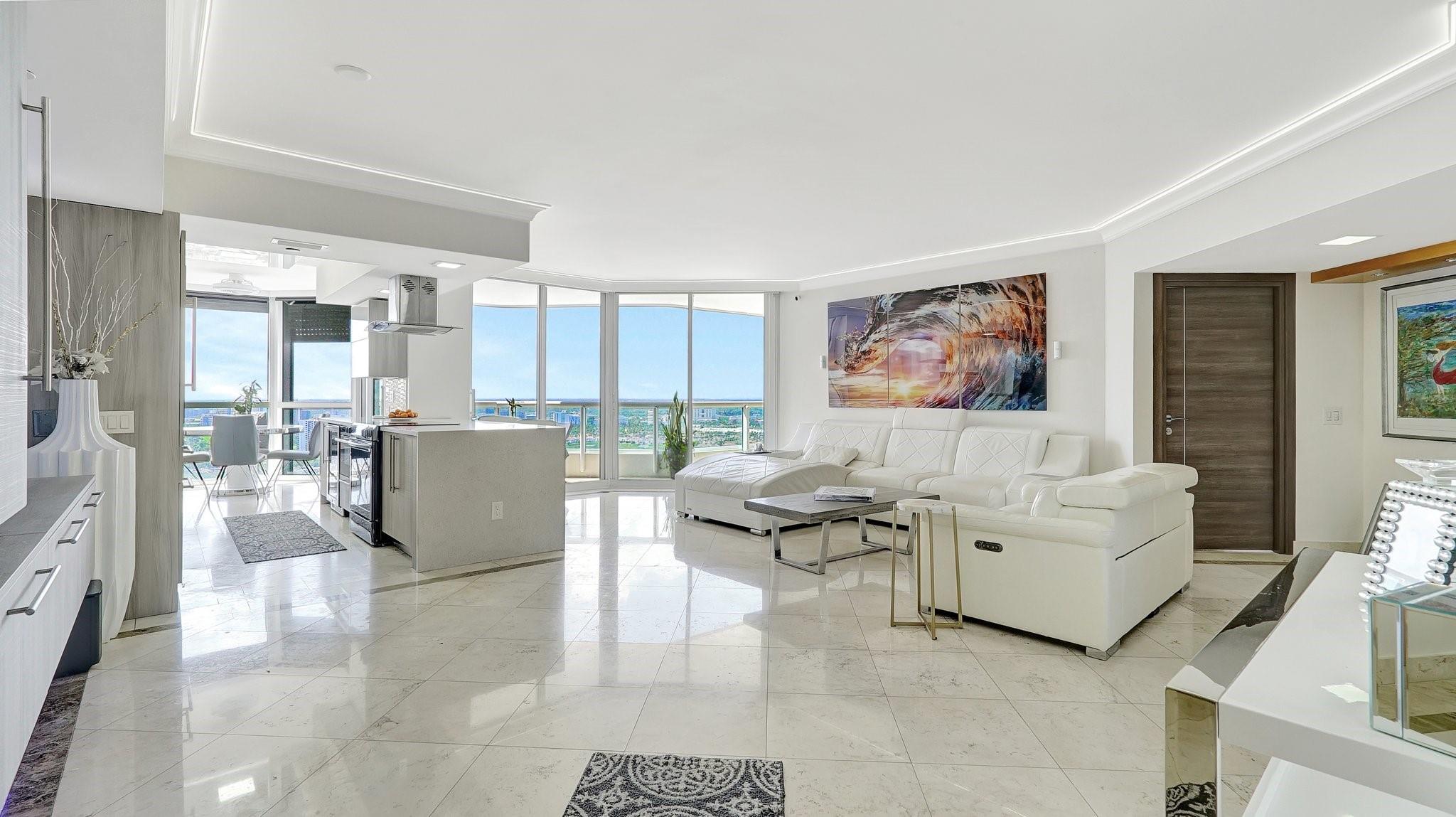 THE POINT - NORTH TOWER - Residential