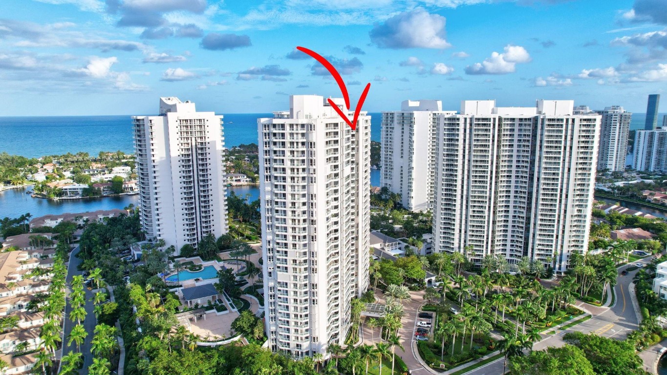 THE POINT - NORTH TOWER - Residential