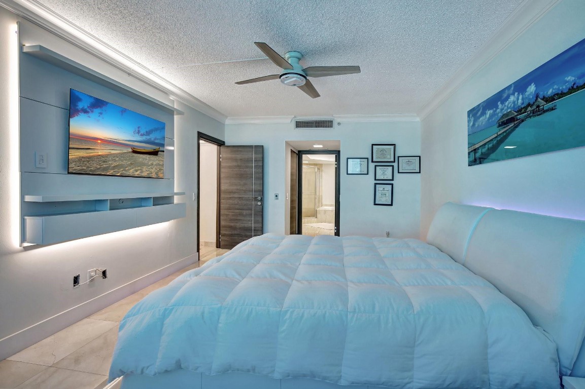 THE POINT - NORTH TOWER - Residential