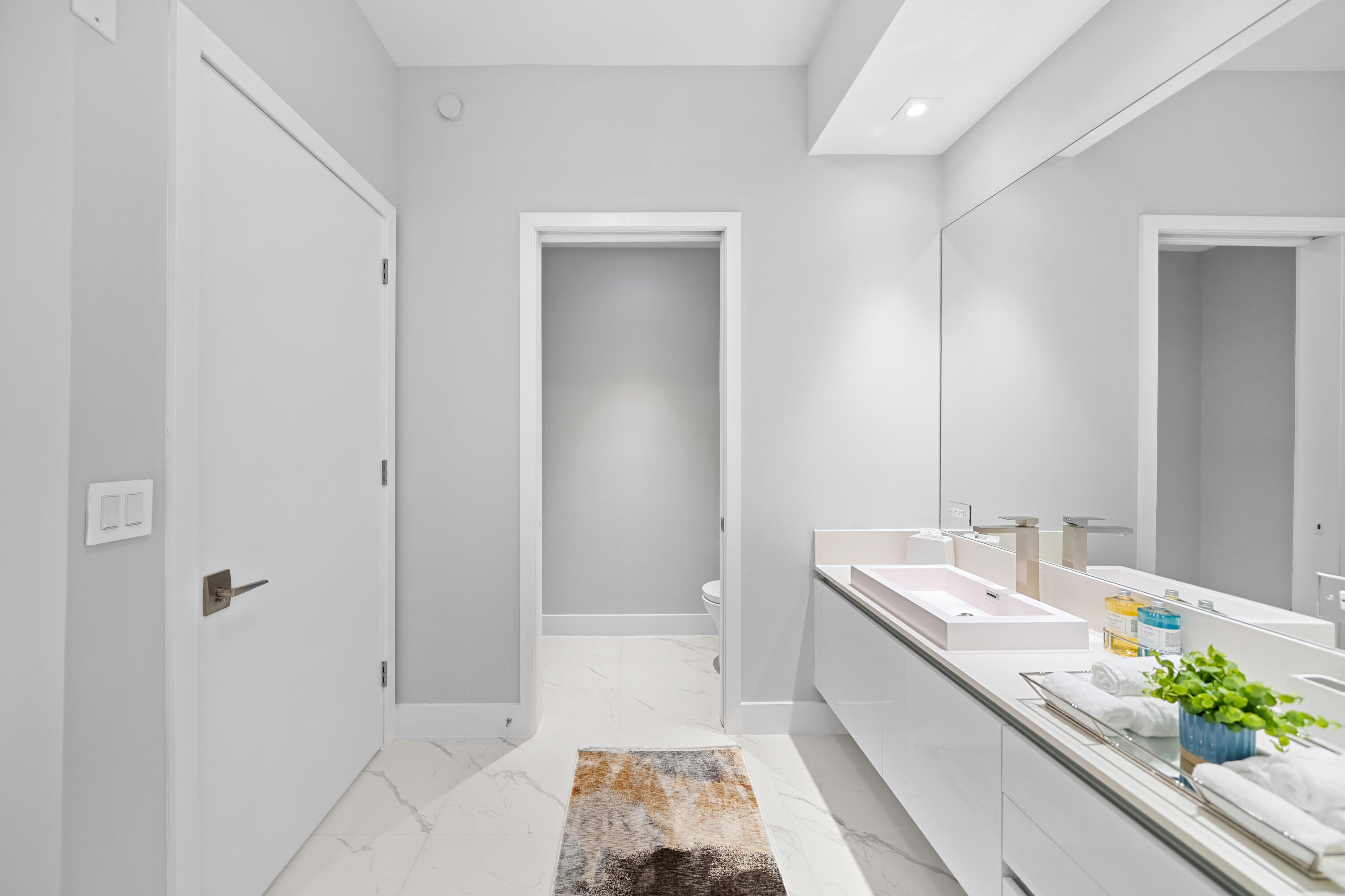AMRIT OCEAN RESORT CONDO - Residential Lease