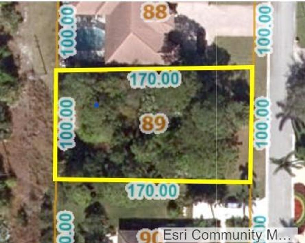 Photo of 2805 Bent Pine Drive, Fort Pierce, FL 34951 (MLS # F10451659)