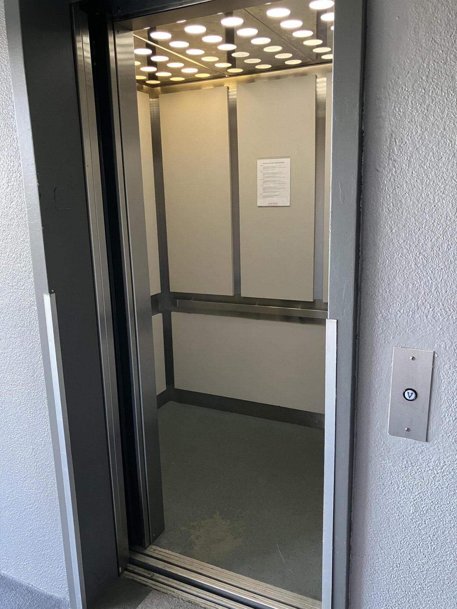 CENTURY VILLAS, SUFFOLK D - Residential