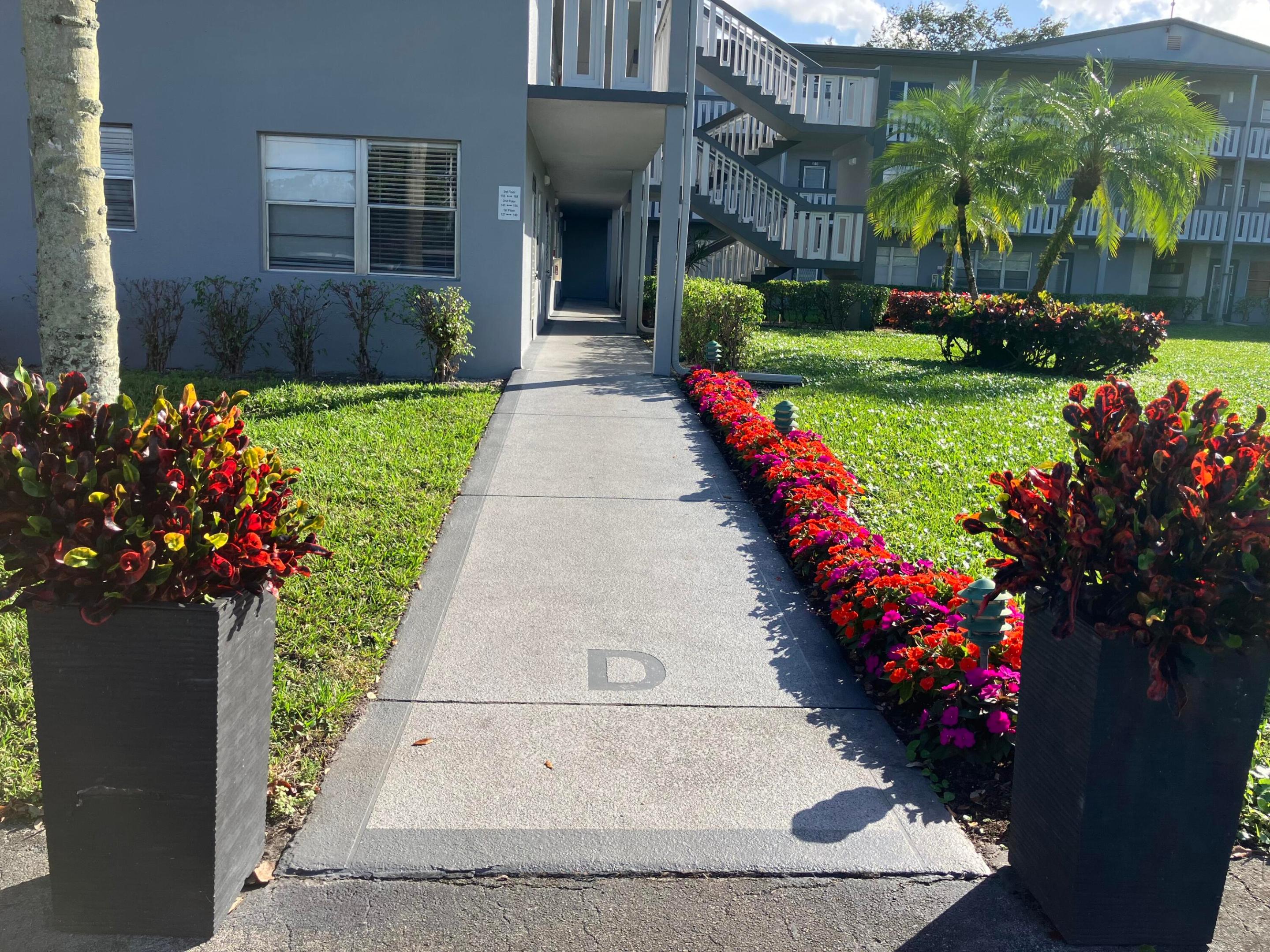 CENTURY VILLAS, SUFFOLK D - Residential