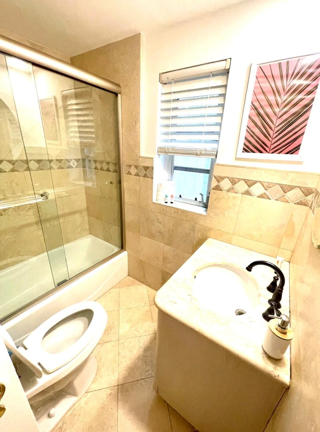 COLEE HAMMOCK - Residential Lease