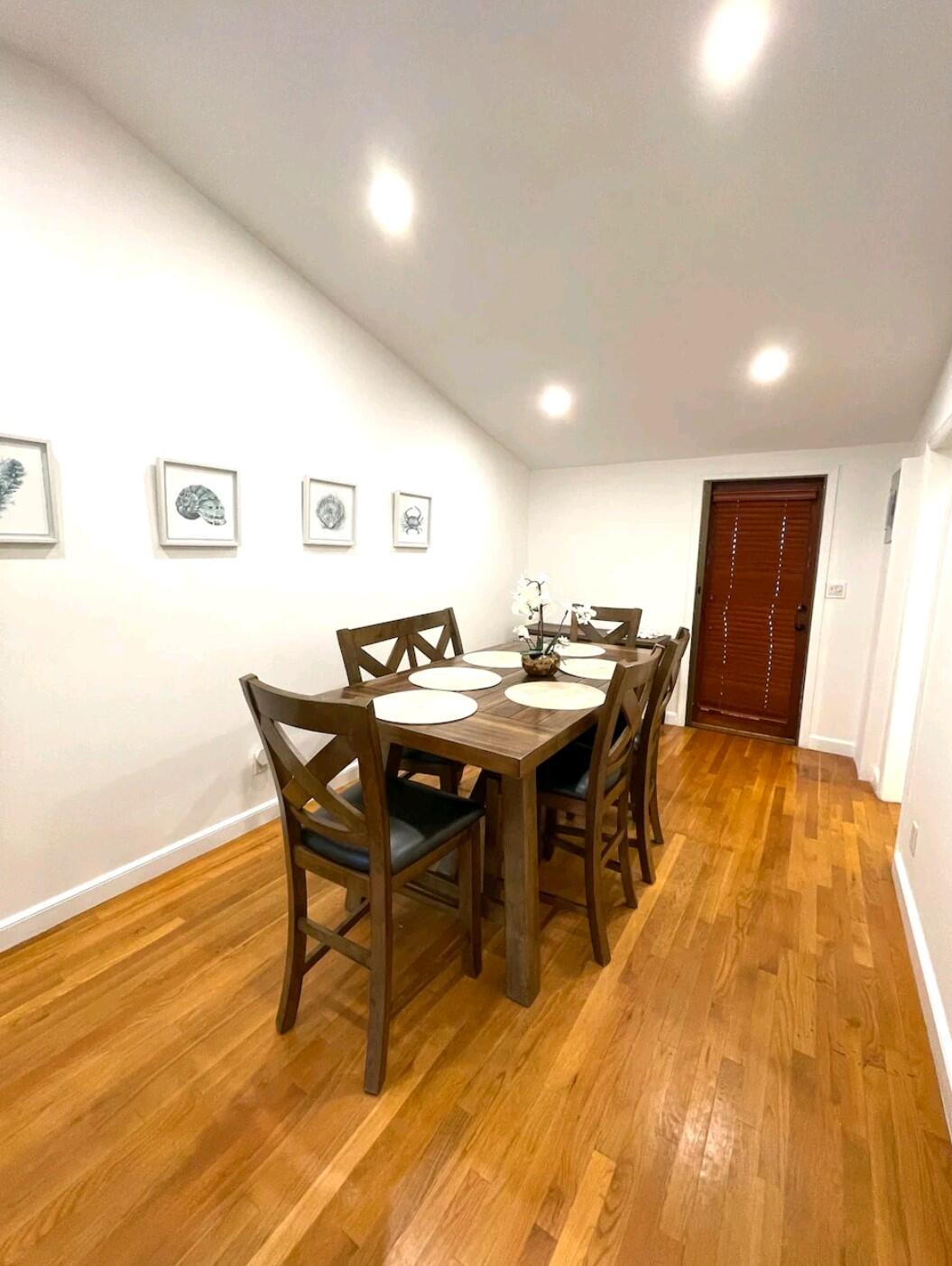 COLEE HAMMOCK - Residential Lease