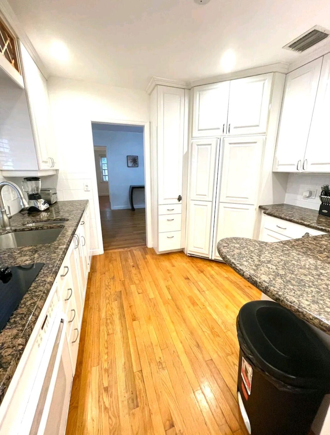 COLEE HAMMOCK - Residential Lease