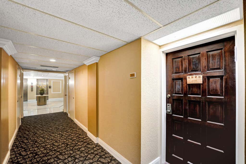 Photo of 3800 N Hills Drive #301, Hollywood, FL 33021 (MLS # B26033079)