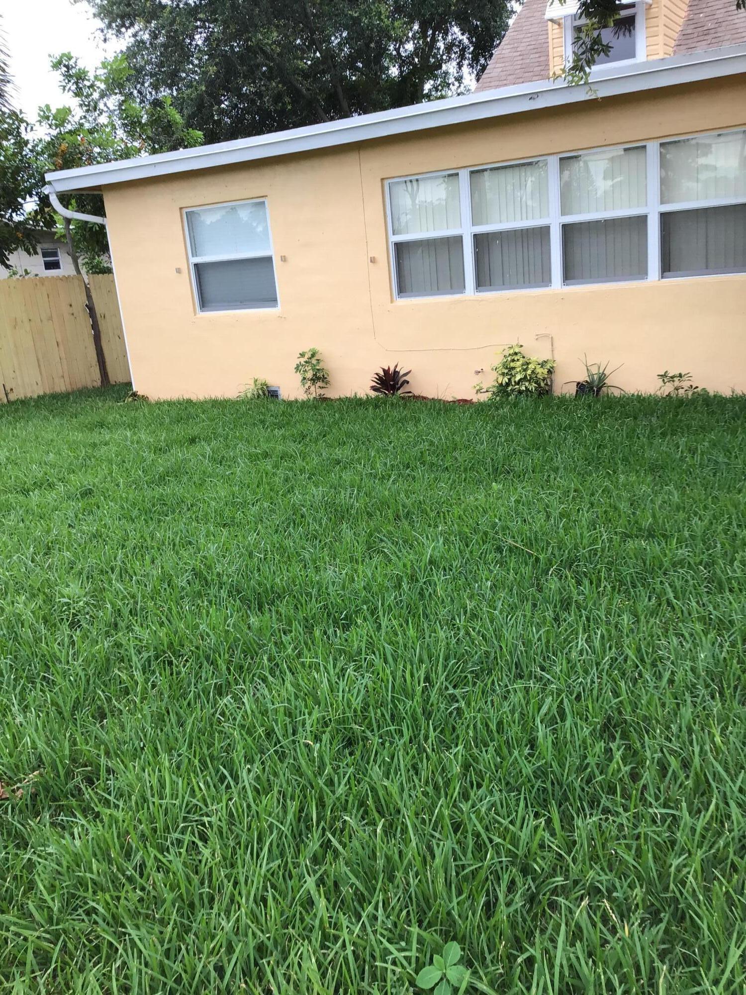 DELRAY MANOR ADD TO DELRA - Residential