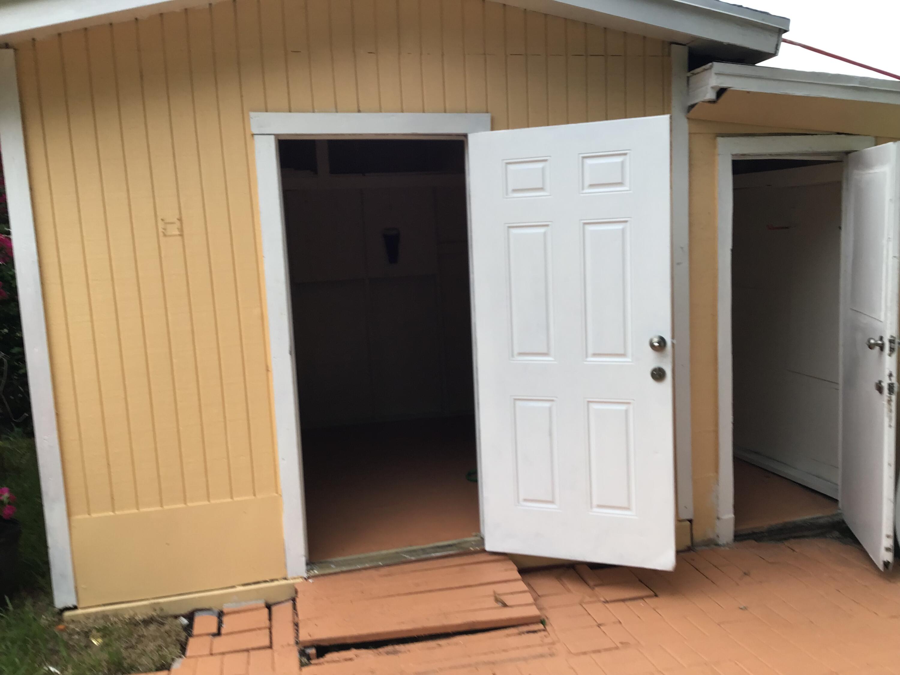 DELRAY MANOR ADD TO DELRA - Residential