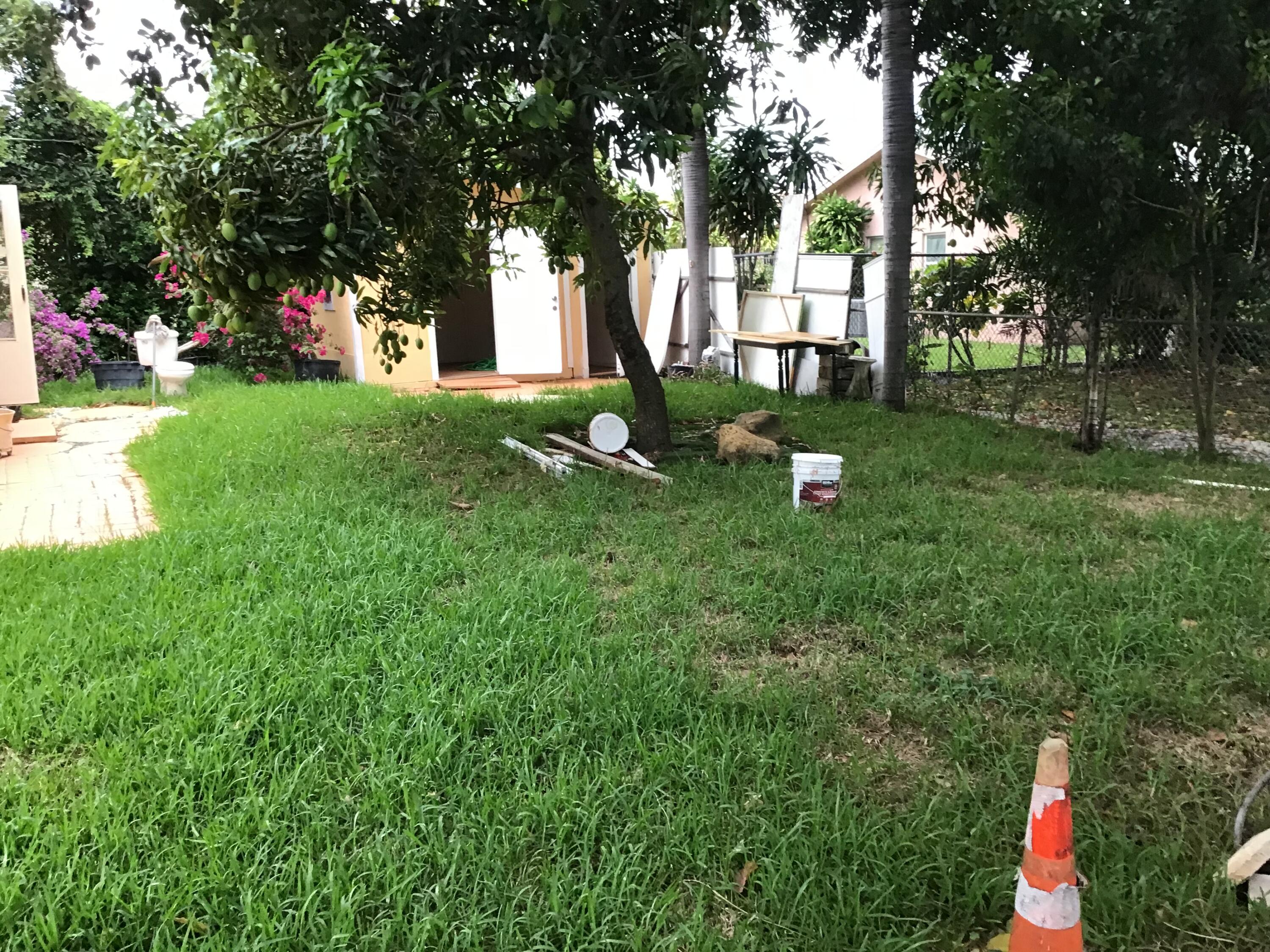 DELRAY MANOR ADD TO DELRA - Residential