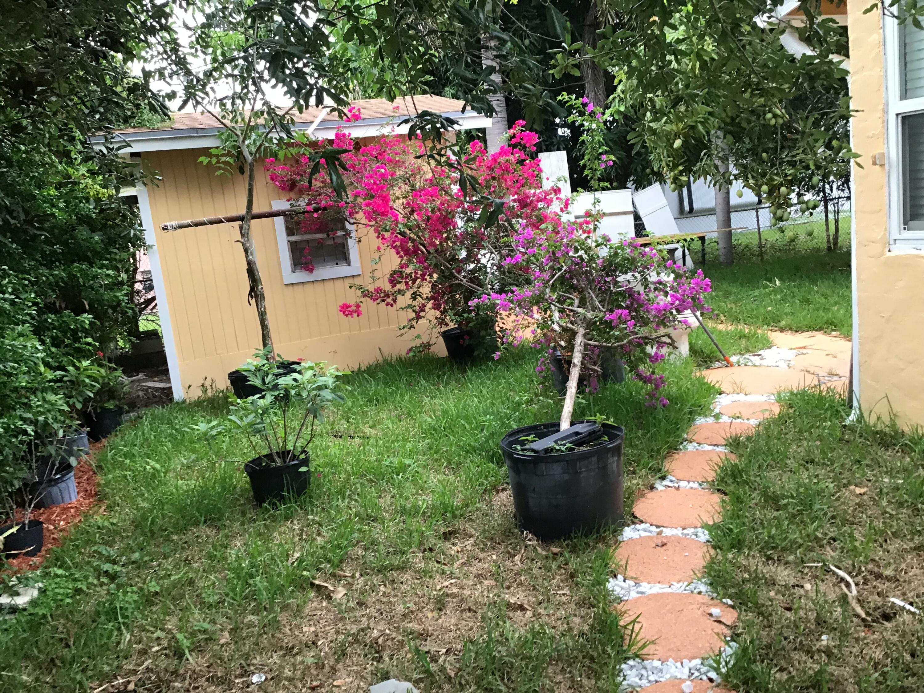 DELRAY MANOR ADD TO DELRA - Residential