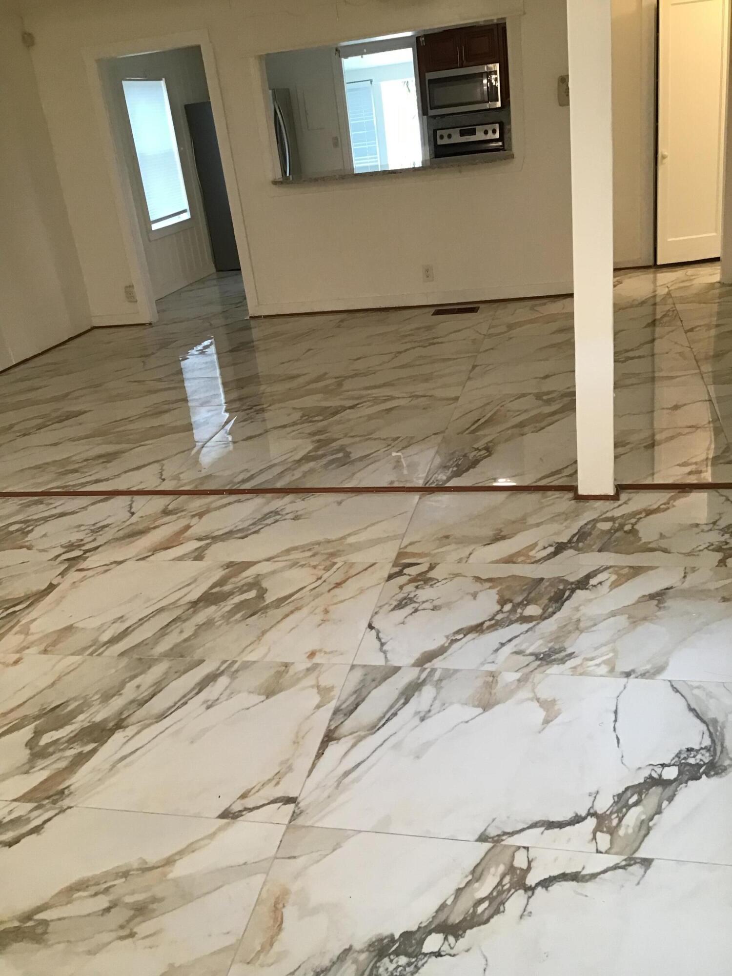 DELRAY MANOR ADD TO DELRA - Residential