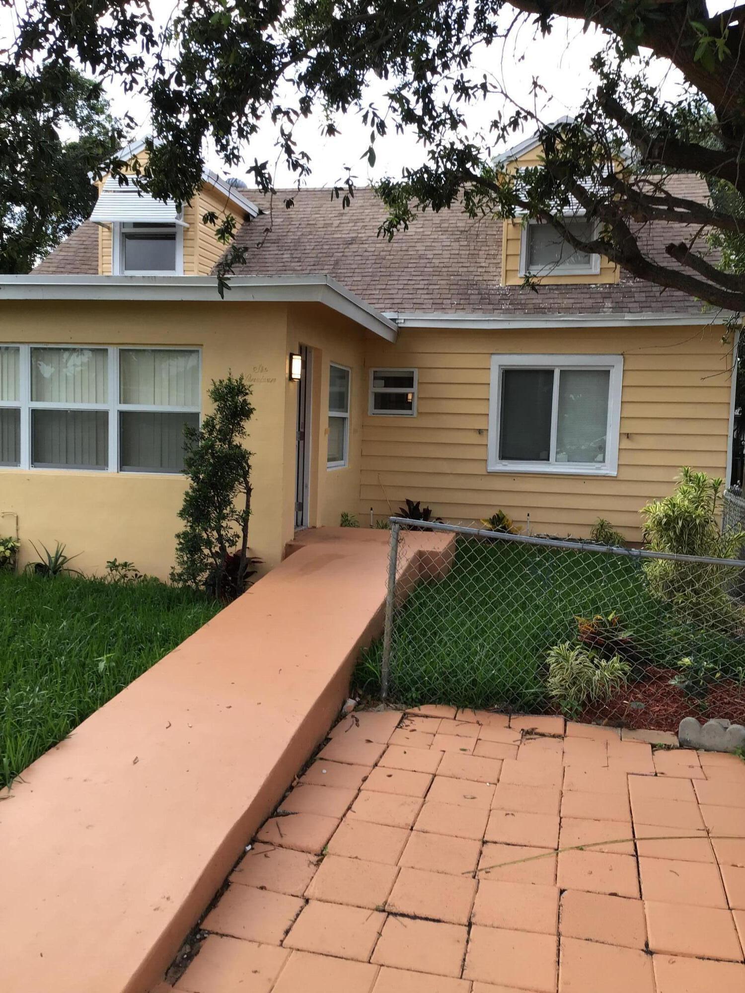 DELRAY MANOR ADD TO DELRA - Residential