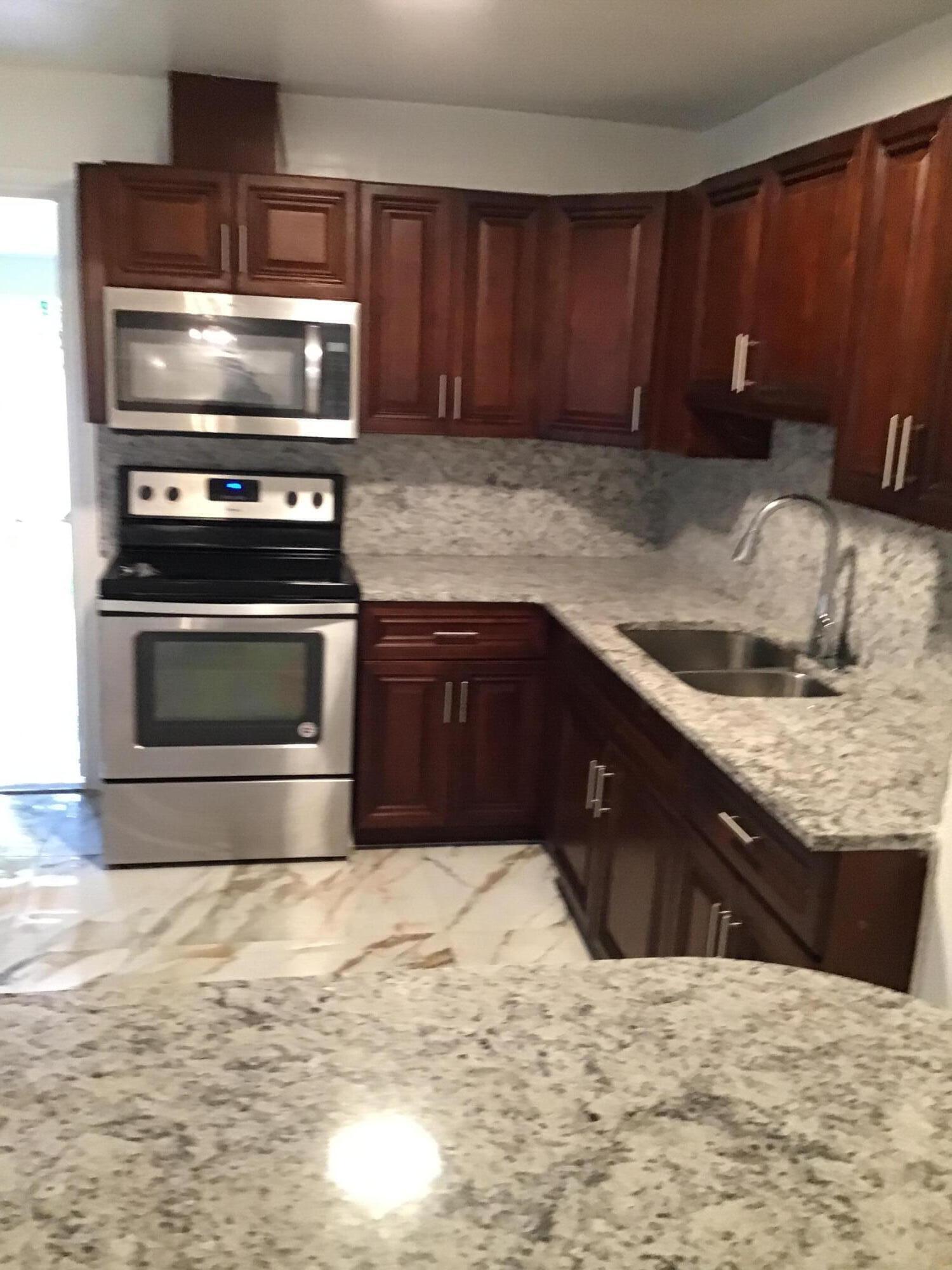 DELRAY MANOR ADD TO DELRA - Residential