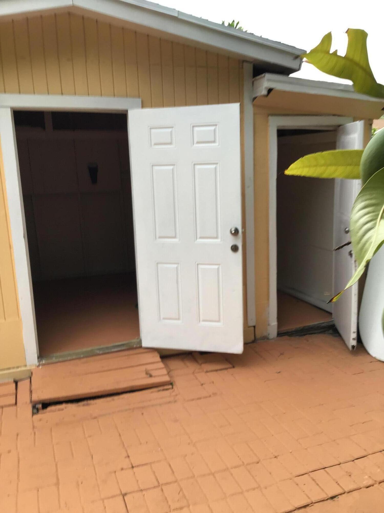 DELRAY MANOR ADD TO DELRA - Residential