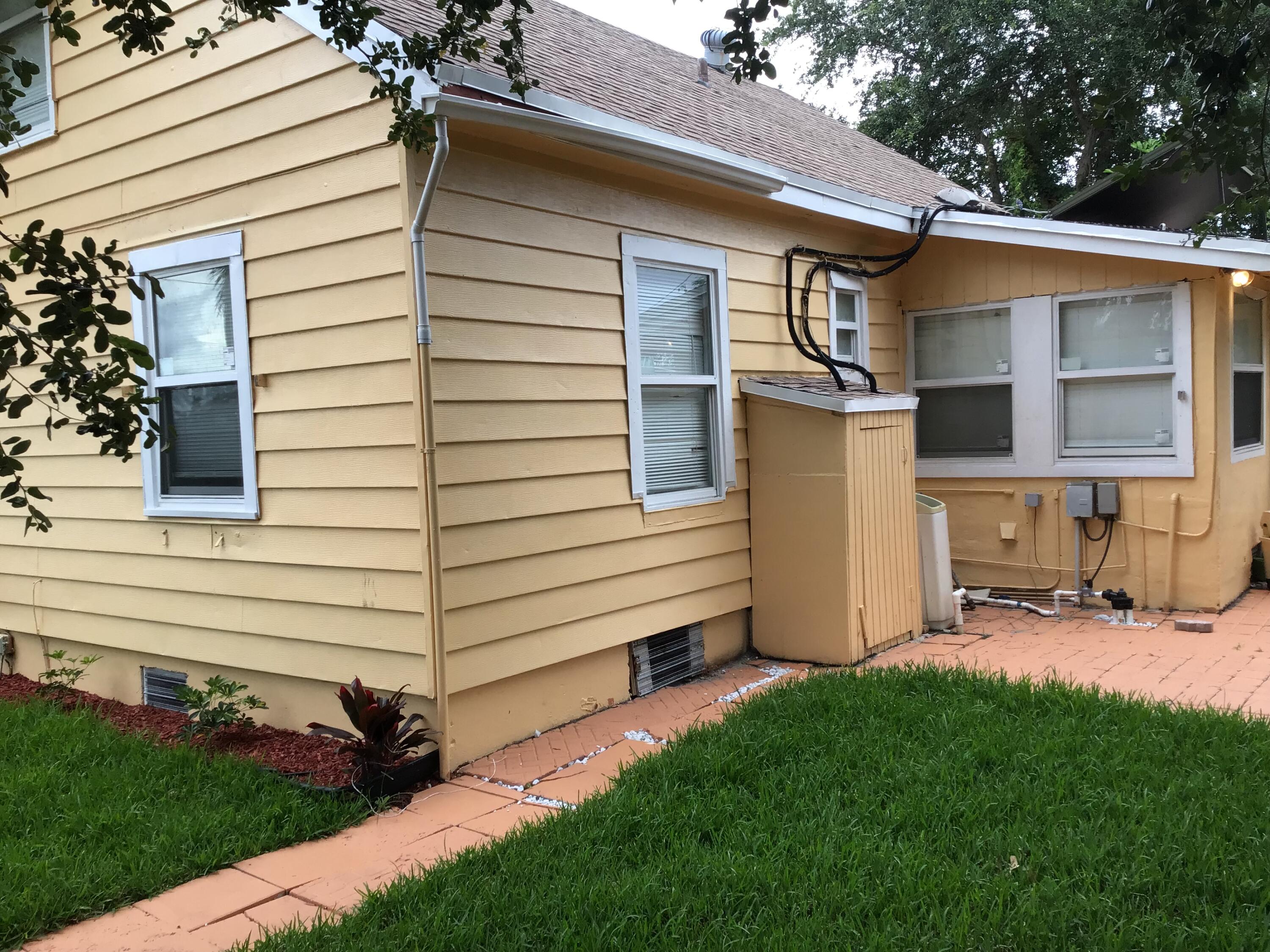 DELRAY MANOR ADD TO DELRA - Residential