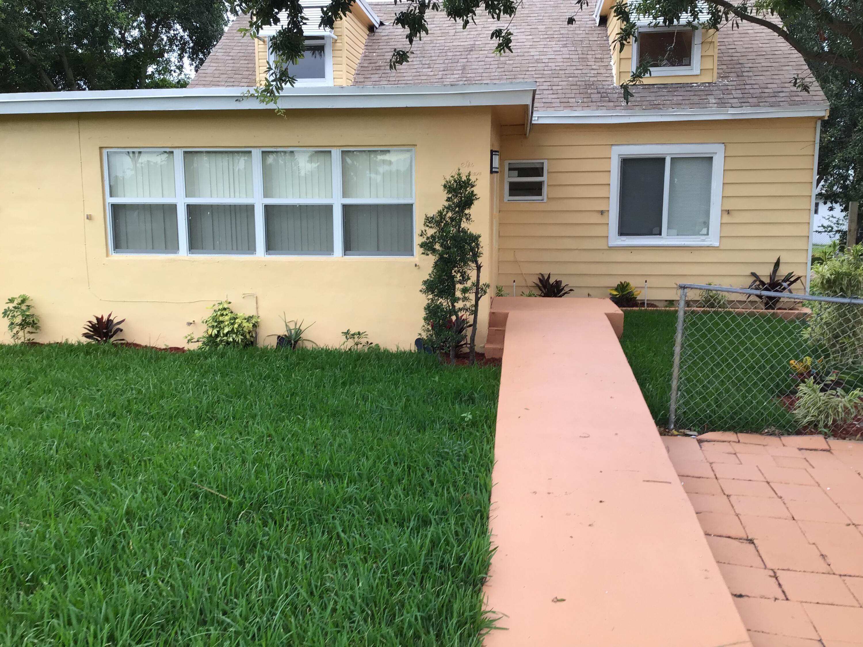 DELRAY MANOR ADD TO DELRA - Residential