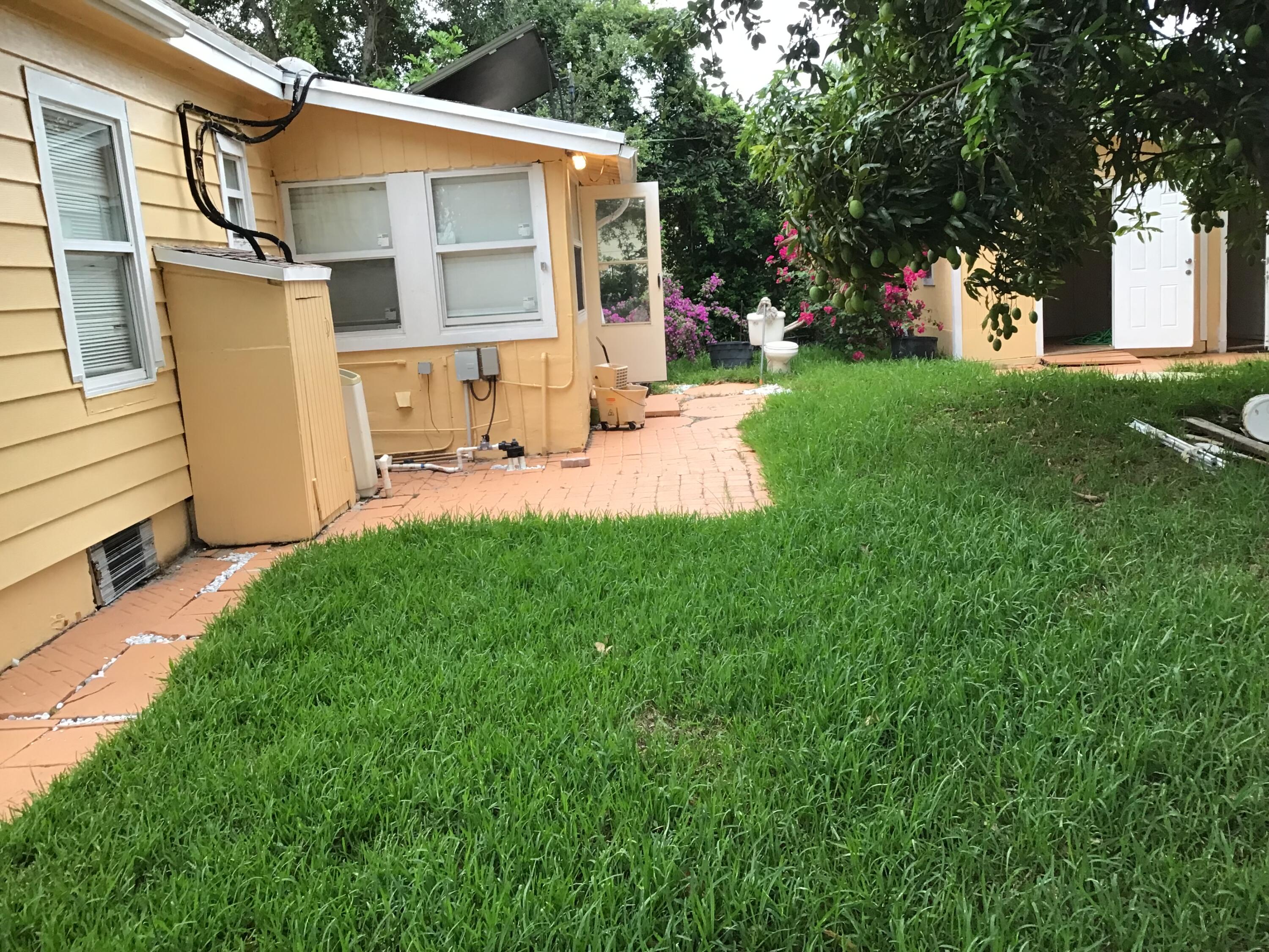 DELRAY MANOR ADD TO DELRA - Residential