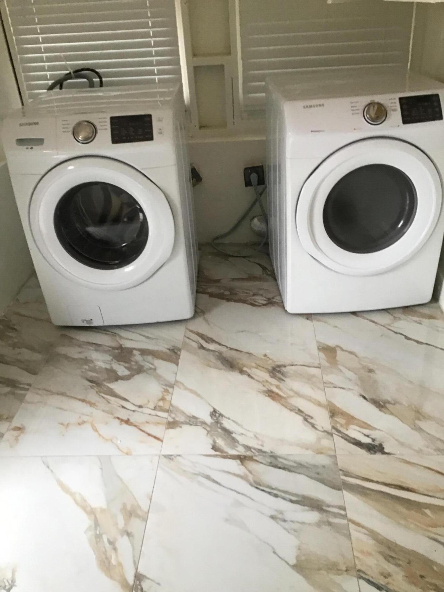 DELRAY MANOR ADD TO DELRA - Residential