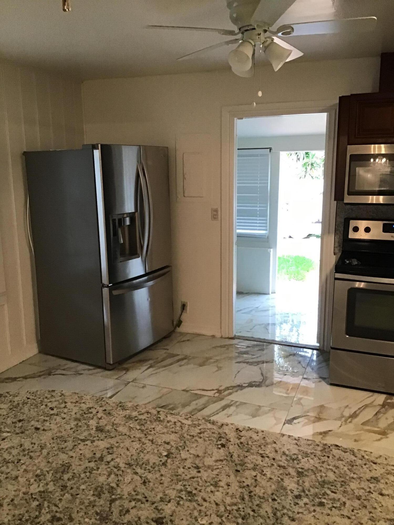 DELRAY MANOR ADD TO DELRA - Residential