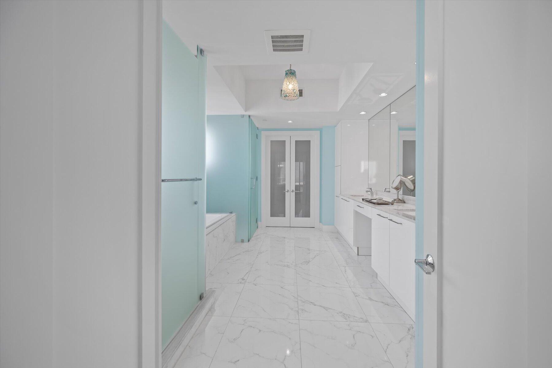 WATER CLUB NORTH PALM BEA - Residential