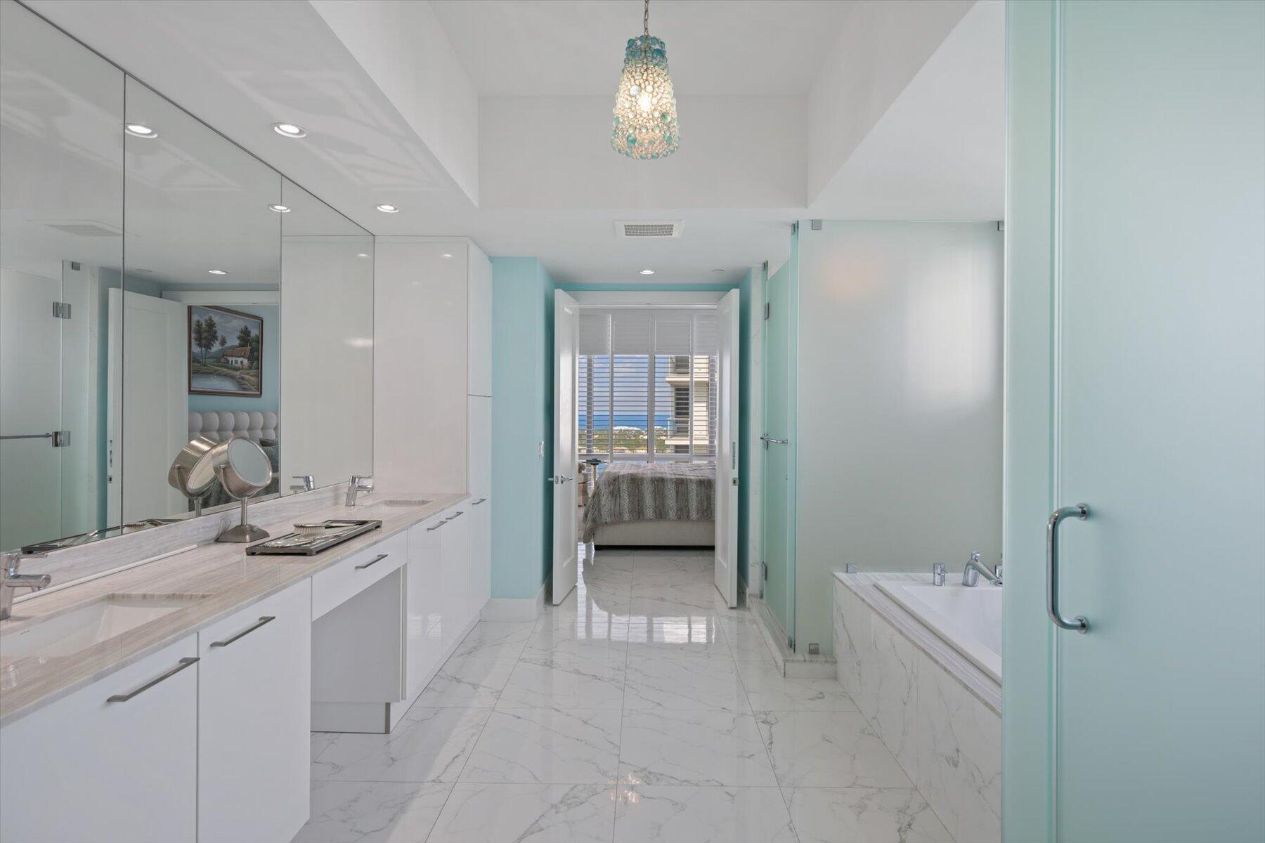 WATER CLUB NORTH PALM BEA - Residential