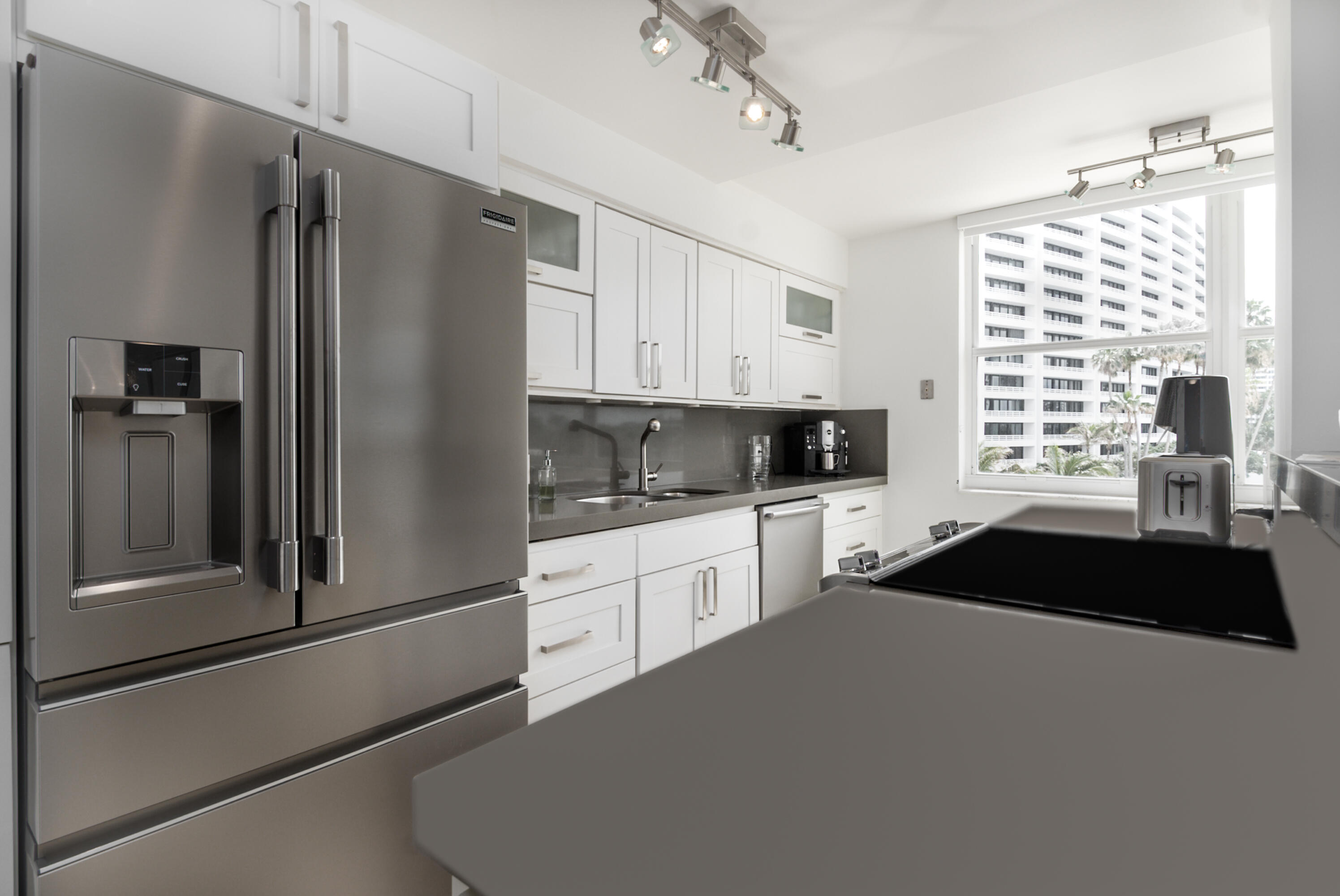 1200 S Ocean Boulevard 4 F