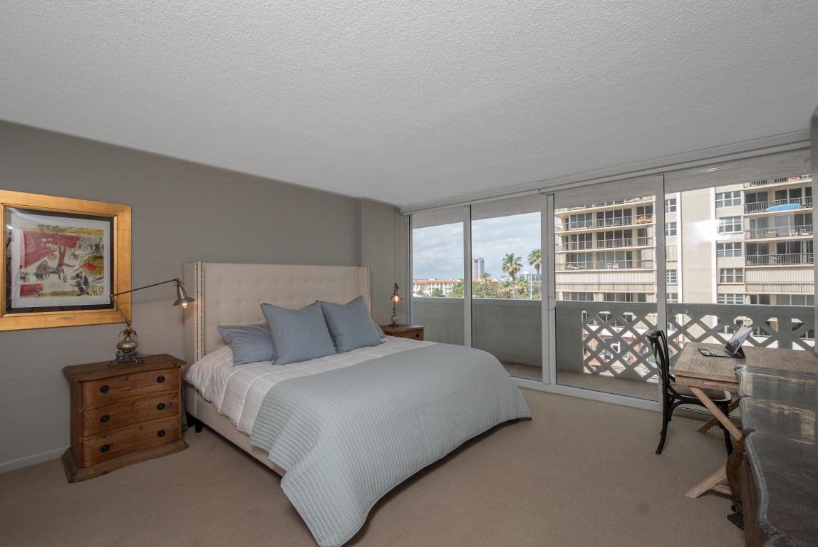 1200 S Ocean Boulevard 4 F