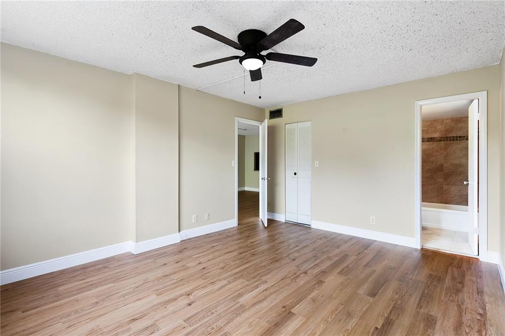 Royal Park - Residential