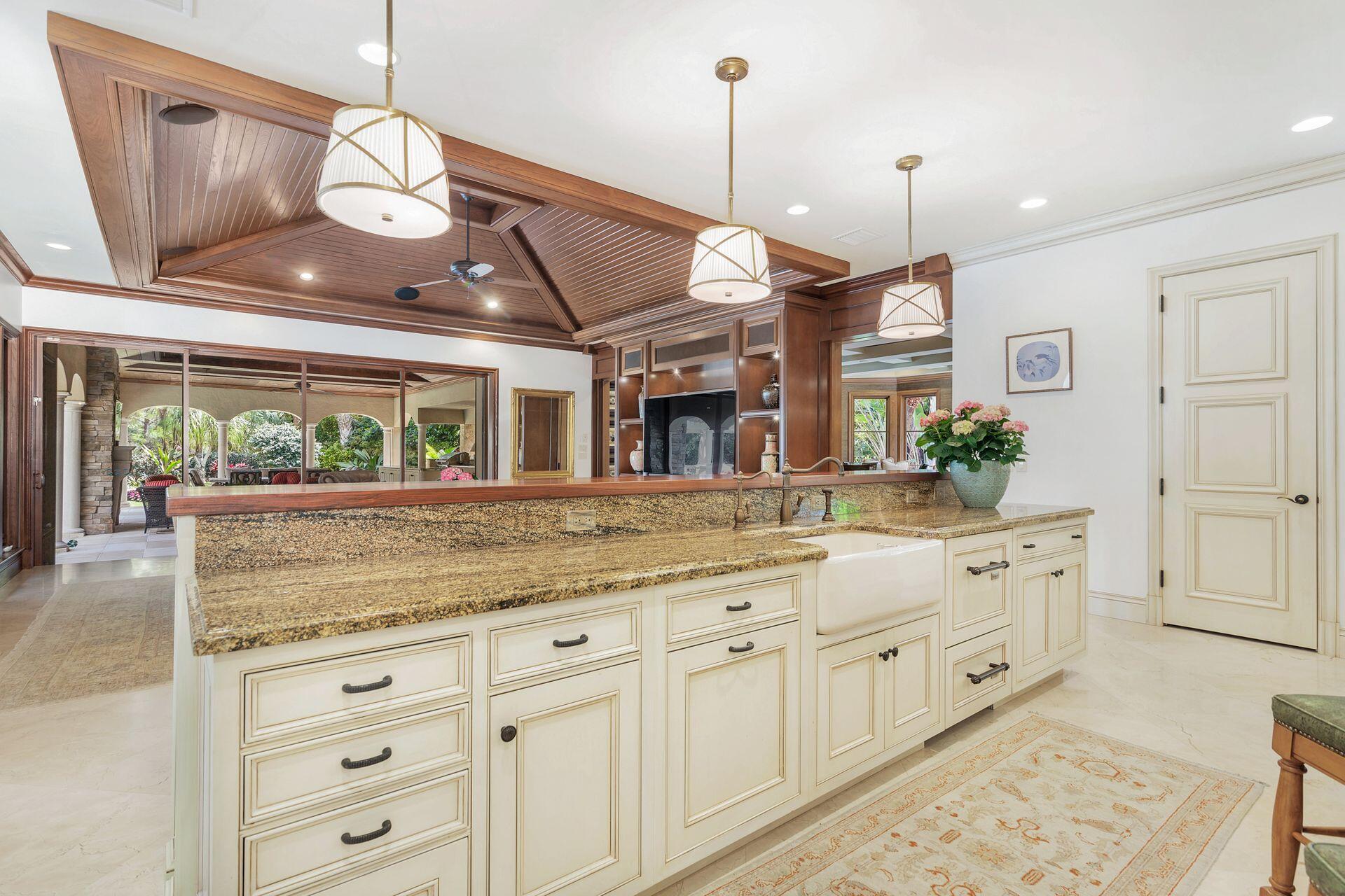 OLD PALM 4 - Residential