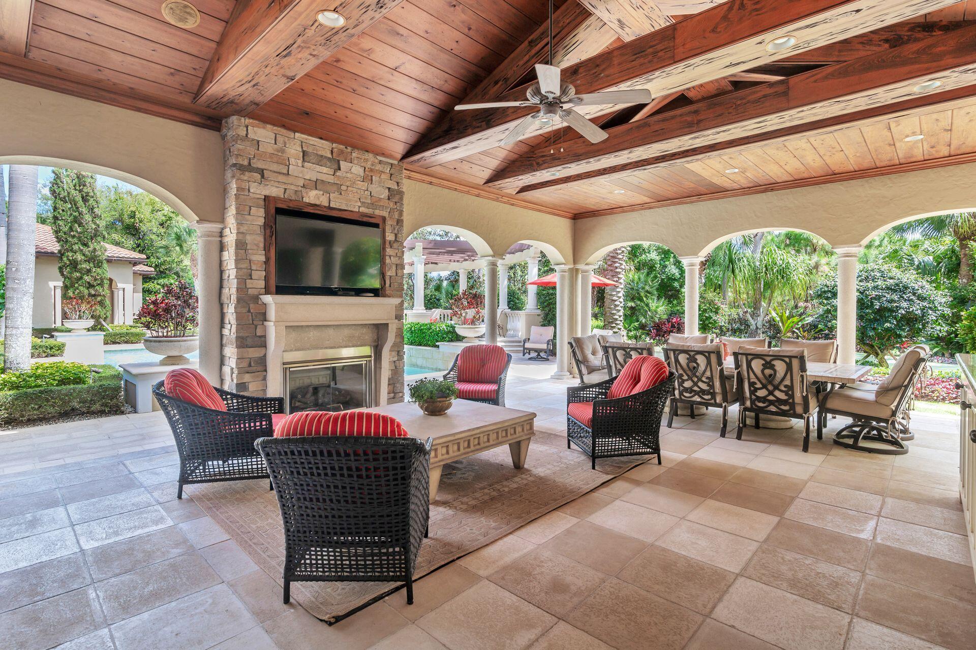 OLD PALM 4 - Residential